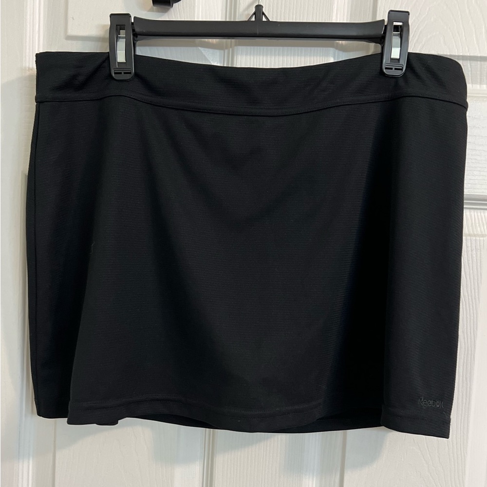 Black Reebok skort size XL